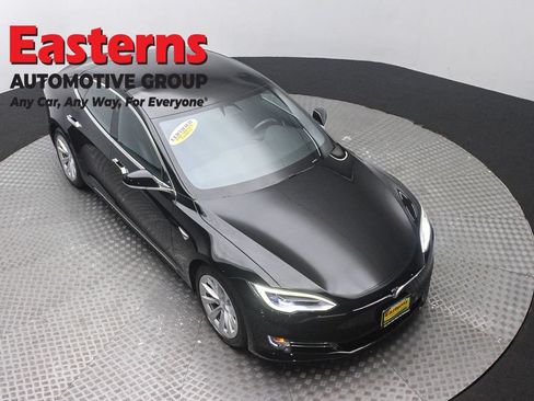 Used 2018 Tesla Model S 75D AWD/4WD image 3