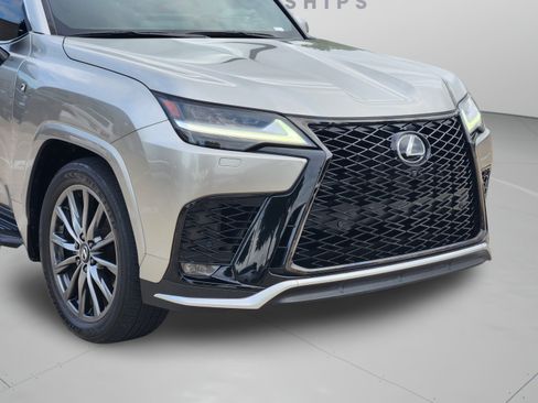 Used 2024 Lexus LX 600 F Sport AWD/4WD image 35