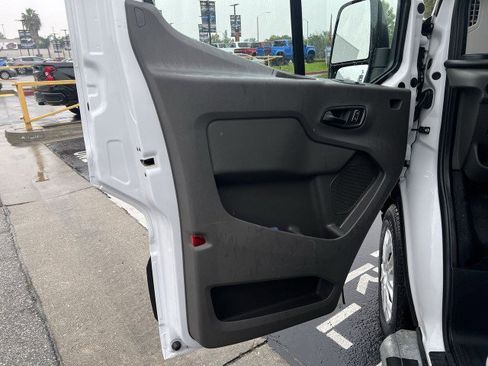 Used 2024 Ford Transit 250 Low Roof w/ Exterior Upgrade Package image 20