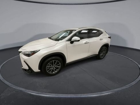 Used 2025 Lexus NX 350 AWD w/ Accessory Package (2T) image 4