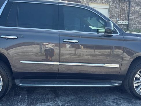 Used 2015 Cadillac Escalade Platinum AWD/4WD image 11