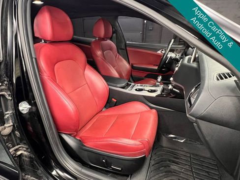 Used 2020 Kia Stinger GT1 image 7