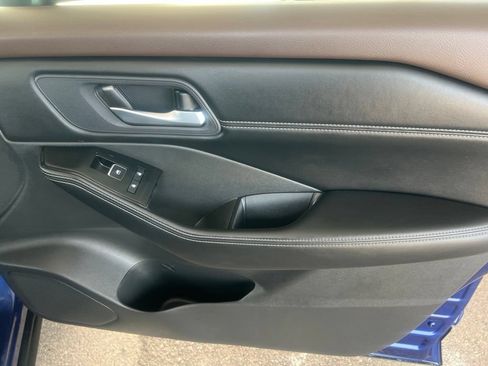Certified 2023 Nissan Rogue SL FWD image 24