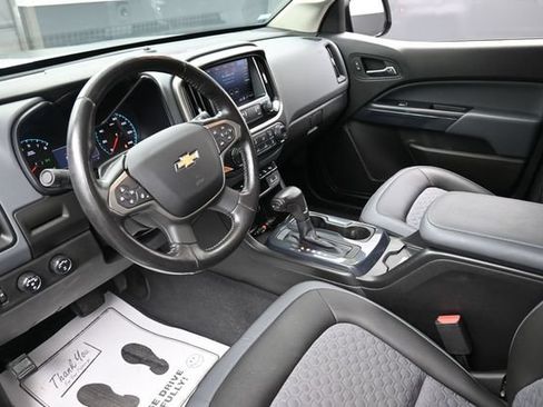 Used 2019 Chevrolet Colorado Z71 AWD/4WD image 18