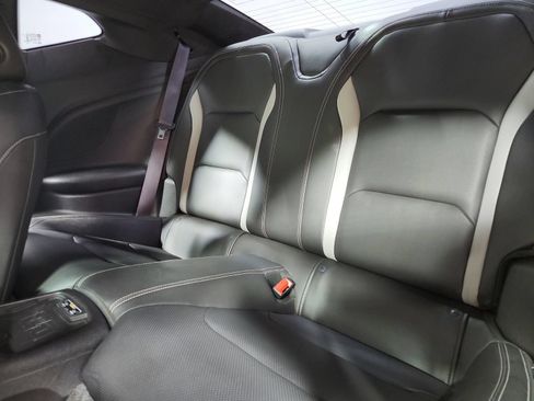 Used 2016 Chevrolet Camaro SS RWD image 32