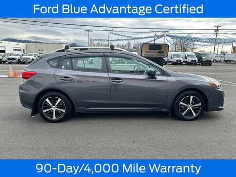 Used 2022 Subaru Impreza Premium image 9