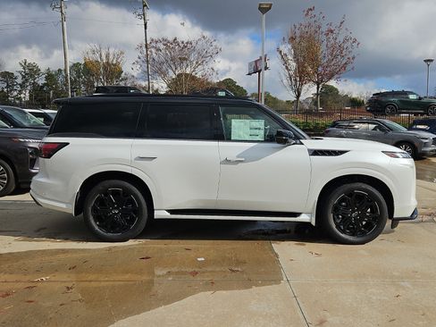New 2026 INFINITI QX80 4WD w/ Sport Exterior Package image 5