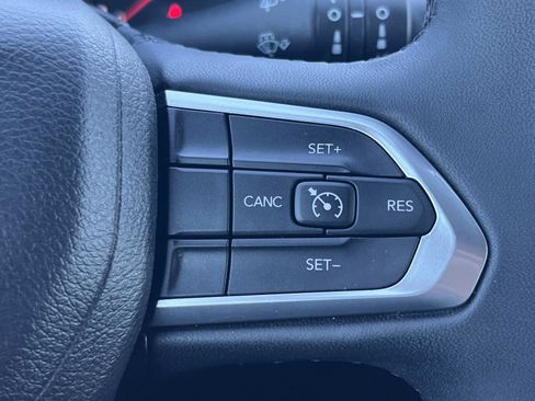 Used 2022 Jeep Compass Altitude image 10