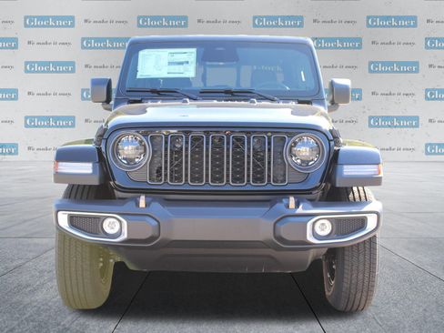 New 2026 Jeep Gladiator Sport AWD/4WD image 2