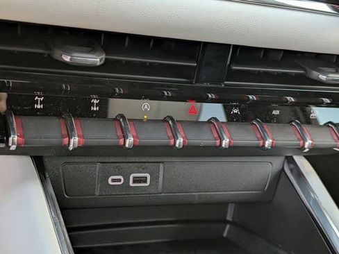 New 2026 GMC Canyon AT4X AWD/4WD image 15