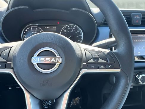 Used 2025 Nissan Versa SV FWD image 13