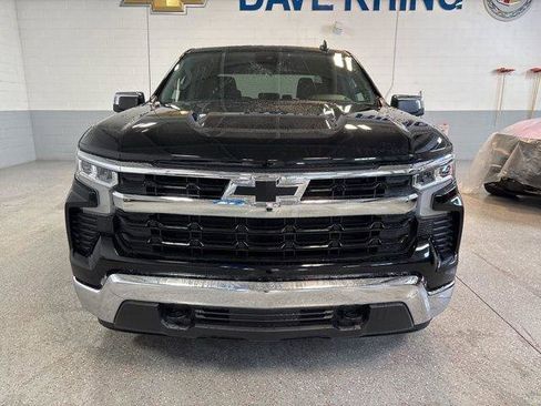 Used 2024 Chevrolet Silverado 1500 LT AWD/4WD image 8