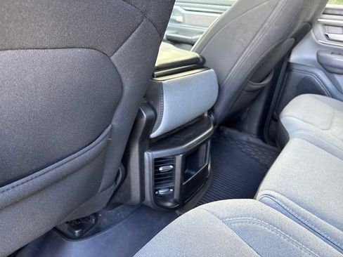 Used 2019 RAM 1500 Big Horn RWD image 25