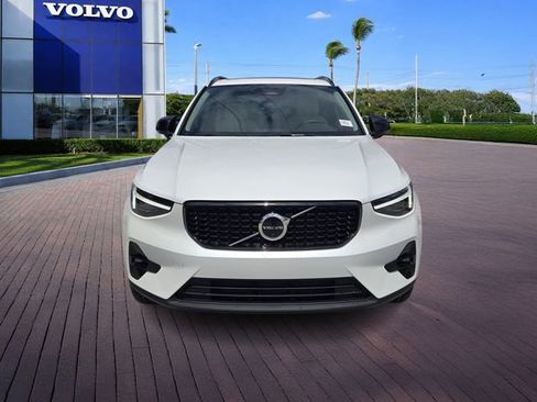 New 2026 Volvo XC40 B5 Plus w/ Protection Package Premier AWD/4WD image 2