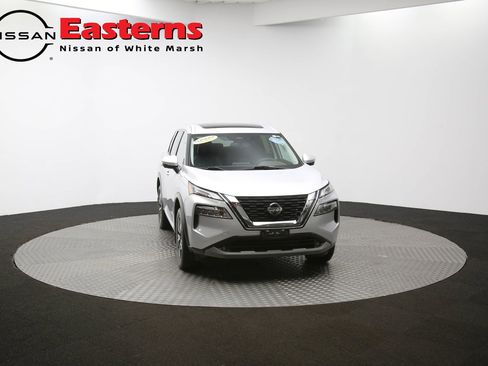 Used 2021 Nissan Rogue SL image 95