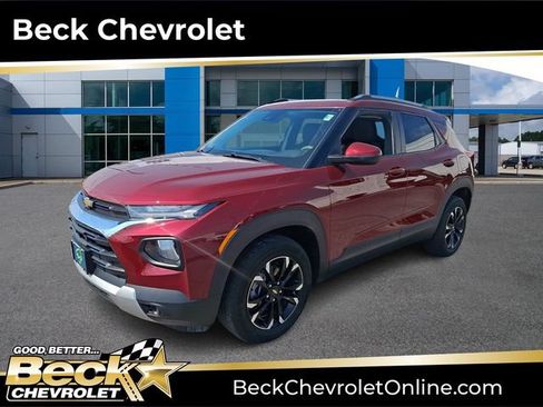 Certified 2023 Chevrolet TrailBlazer LT w/ Convenience Package AWD/4WD image 1
