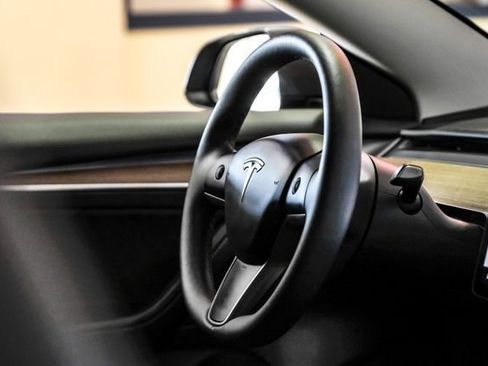 Used 2022 Tesla Model 3 Long Range image 14