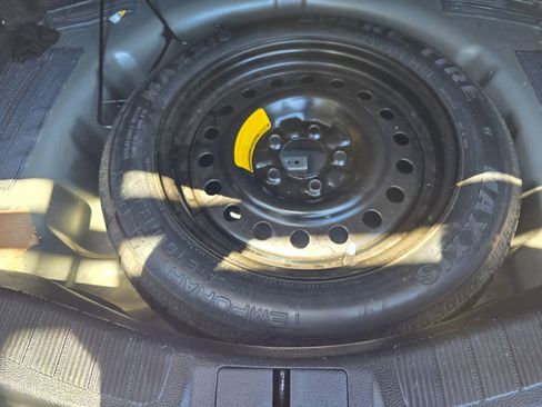 Used 2019 Ford Fusion SEL image 44