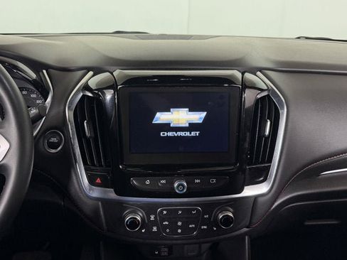 Used 2023 Chevrolet Traverse RS AWD/4WD image 13