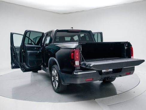 Used 2017 Honda Ridgeline RTL-T image 19