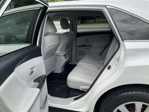 Used 2015 Toyota Venza XLE AWD/4WD image 13