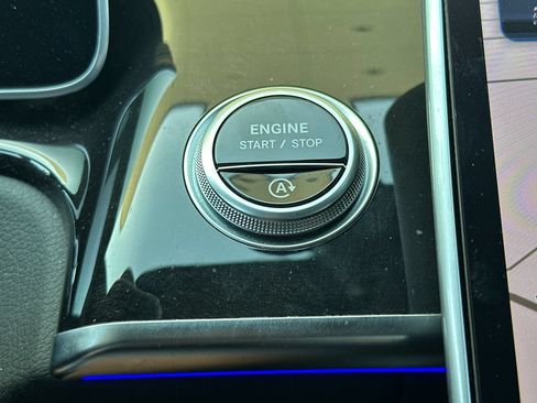 Used 2022 Mercedes-Benz S 500 4MATIC image 26