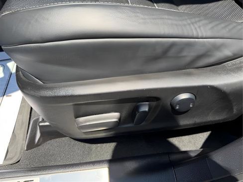 Used 2022 Lexus RX 450h F Sport w/ Accessory Package AWD/4WD image 28