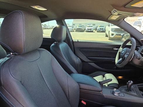 Used 2017 BMW M2 RWD image 12