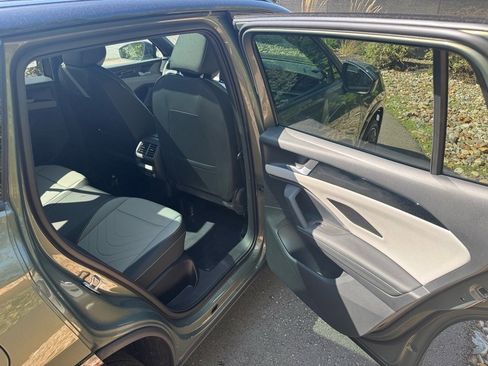 New 2025 Volkswagen Tiguan SE R-Line image 13