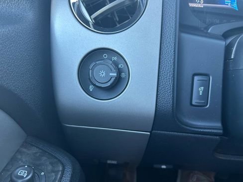 Used 2017 Ford Expedition EL Limited image 34