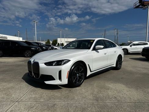 New 2026 BMW i4 eDrive40 w/ Premium Package RWD image 1