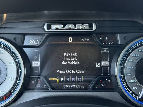 Used 2021 RAM 1500 Limited AWD/4WD image 15