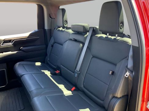 Used 2025 Chevrolet Silverado 1500 LTZ AWD/4WD image 21