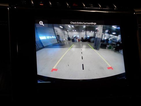 Certified 2024 Jeep Grand Cherokee Laredo X image 25