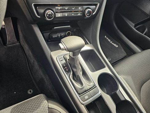 Used 2018 Kia Optima LX FWD image 22