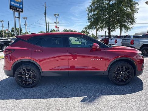 Used 2022 Chevrolet Blazer LT FWD image 4