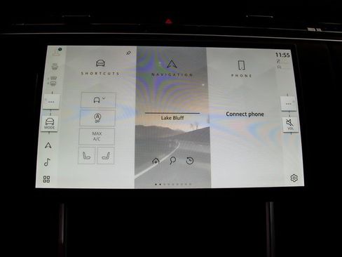 New 2026 Land Rover Range Rover Long Wheelbase SE image 18