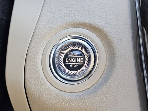 Used 2021 Mercedes-Benz C 300 Sedan image 21