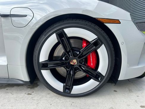 Used 2026 Porsche Taycan GTS AWD/4WD image 15