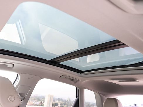 New 2026 Audi Q3 quattro 2.0T image 32