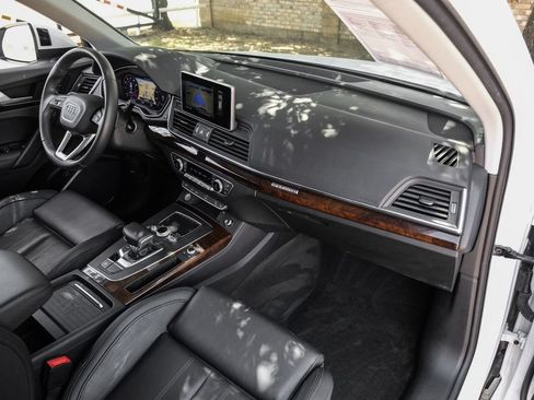 Used 2019 Audi Q5 2.0T Premium Plus AWD/4WD image 24