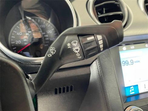 Used 2019 Ford Mustang Premium image 14