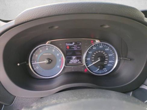 Used 2017 Subaru Crosstrek 2.0i Limited AWD/4WD image 11
