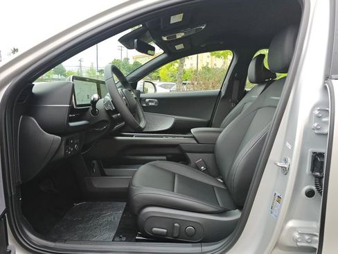 New 2025 Hyundai Ioniq 6 SEL image 15