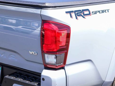 Certified 2019 Toyota Tacoma TRD Sport w/ Technology Package RWD image 8