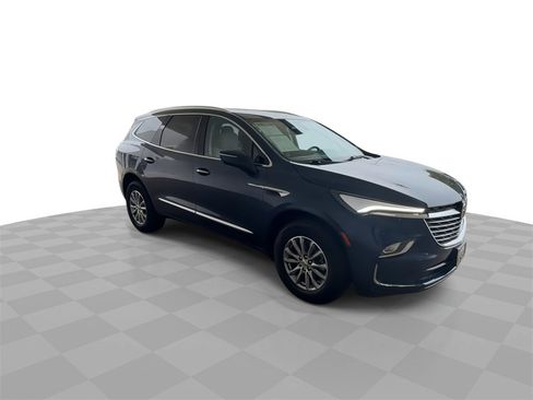 Certified 2023 Buick Enclave Essence image 2