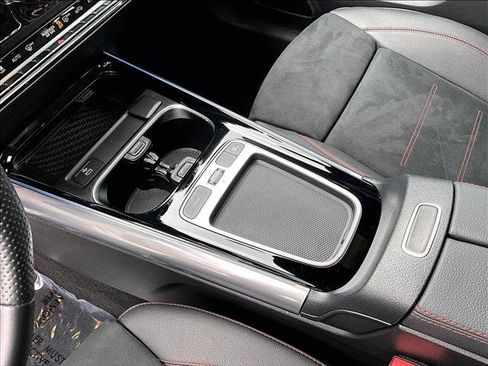 Used 2025 Mercedes-Benz GLA 250 image 15