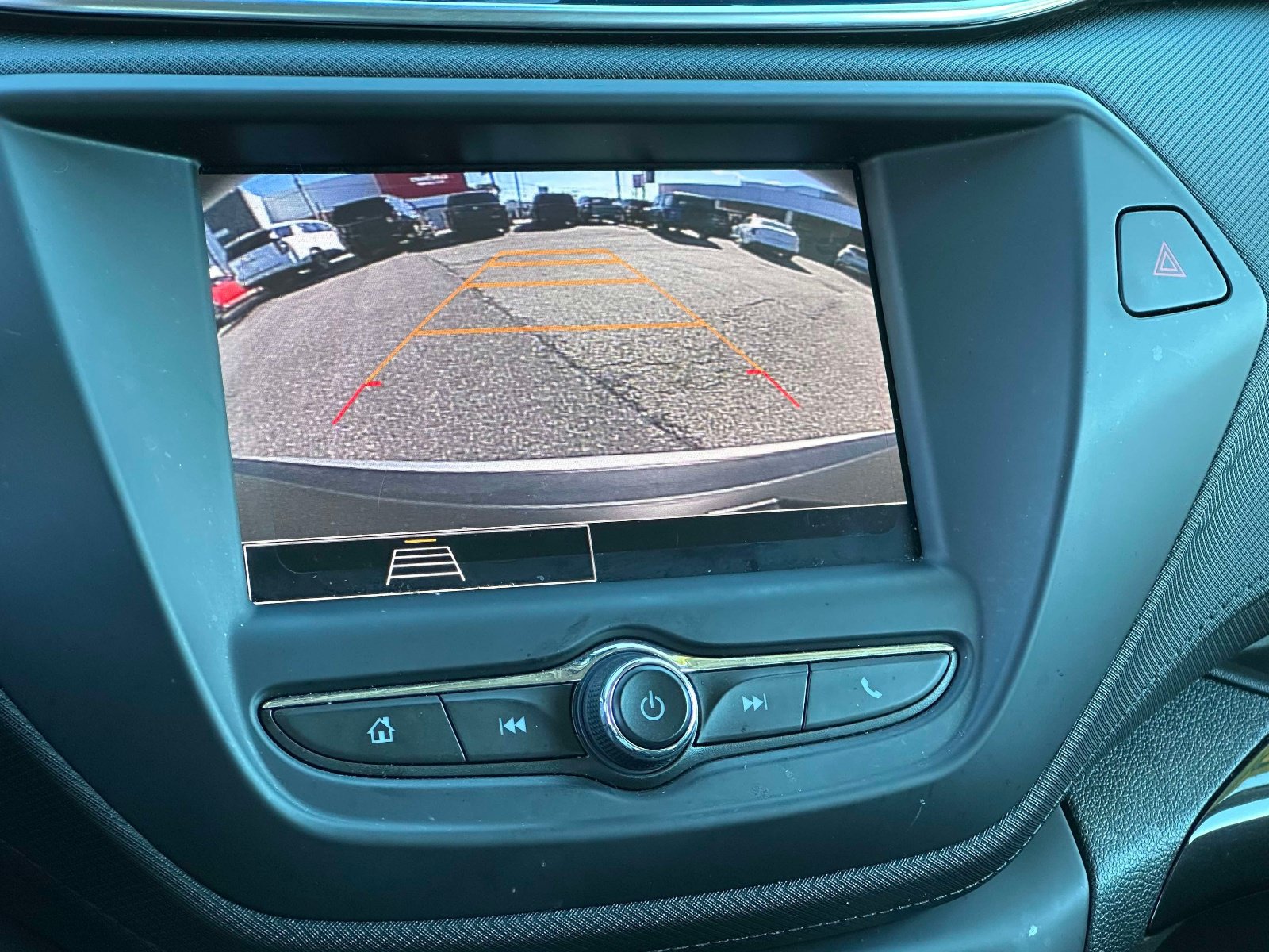 Used 2023 Chevrolet TrailBlazer LT FWD image 26