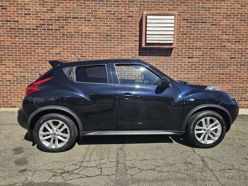 Used 2014 Nissan Juke SV AWD/4WD image 8