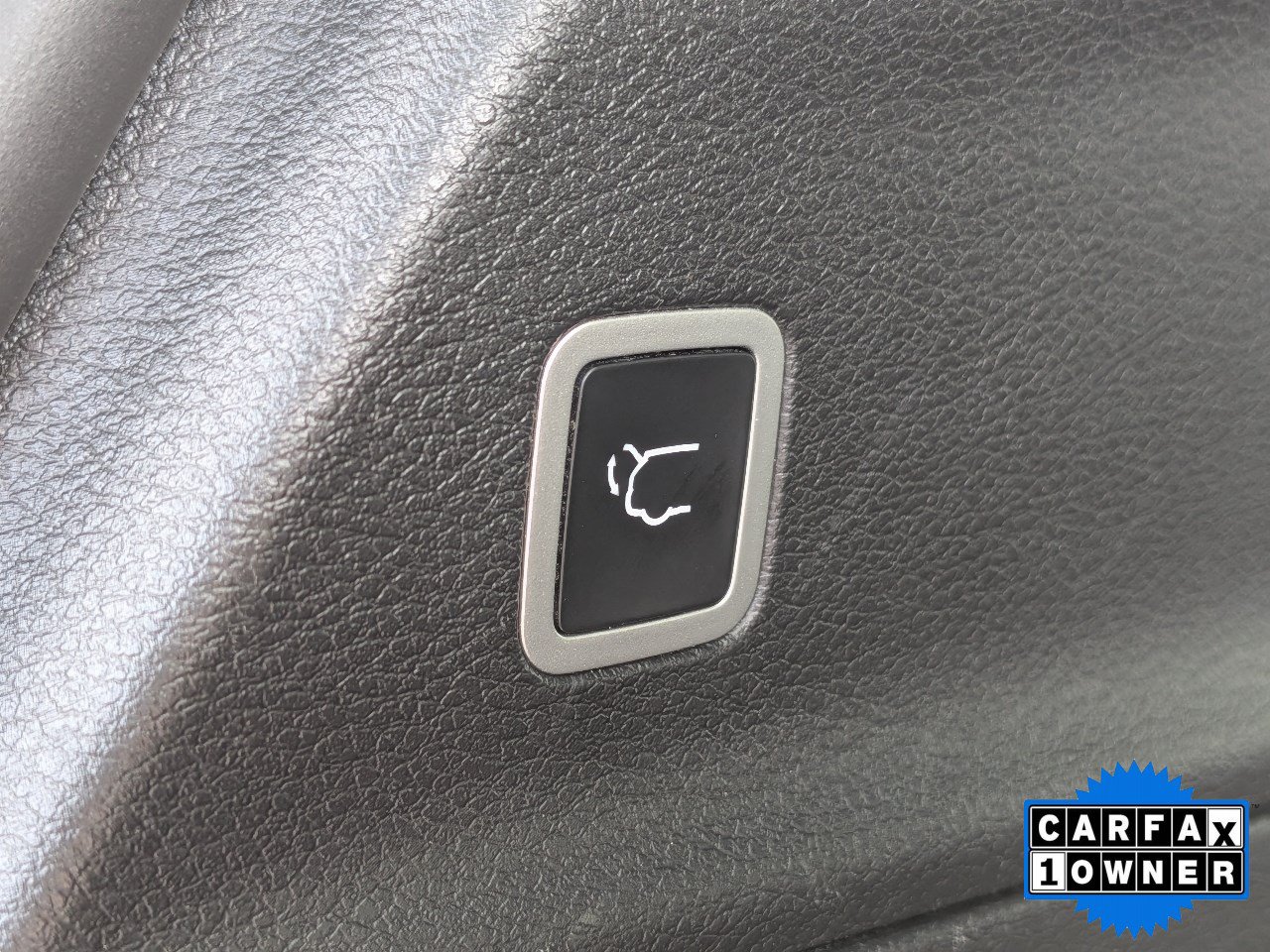 Used 2025 Chrysler Pacifica Limited FWD image 14